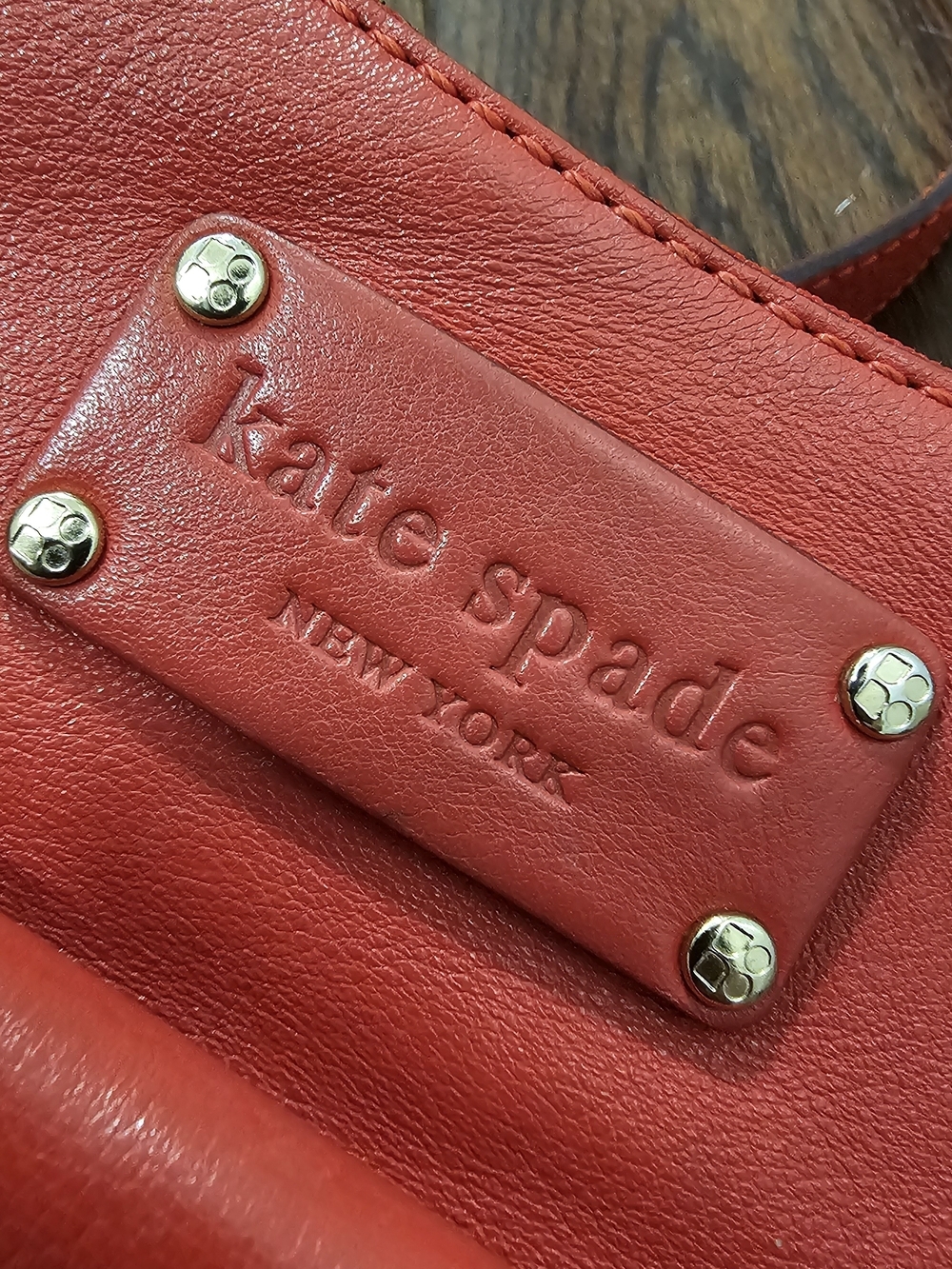 Kate Spade Coral Red Leather Crossbody Bag - Picture 3 of 12